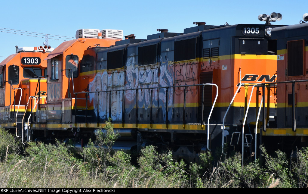 BNSF 1305